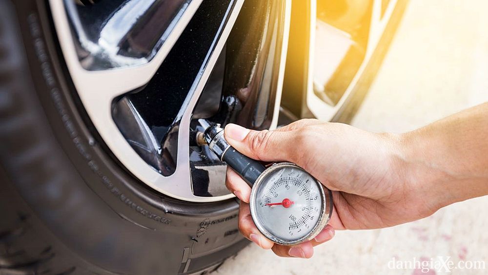 What is tire pressure? Why is tire pressure a parameter that drivers must know?